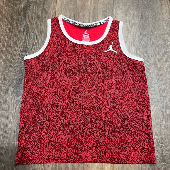 Jordan Tank Top Size medium (10-12 years old) - Picture 1 of 5